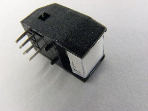 Przełącznik przyciskany podświetlany PS004-L22NRS1KTUGXX