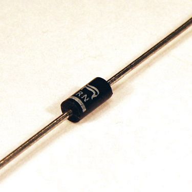 DCF 1.0 Dioda zabezpieczająca P6KE6.8A