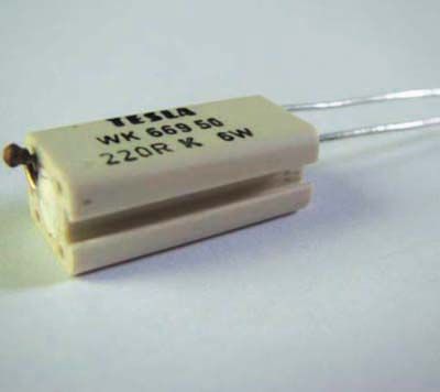 Rezystor ceramiczny WK66950 6W 220R K
