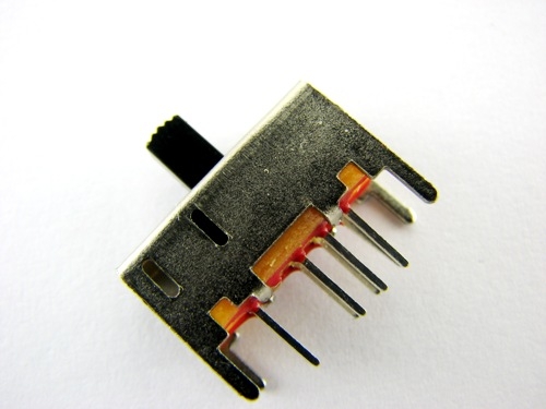 5ea332466ff302249acdfed8ace3c81c.jpg Przełącznik suwakowy SS23D03G5