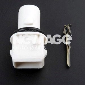 722d8f8650990df20d70ae05b222982d.jpg Oprawa żarówki 5W bezc. hermet. FORD,DAF,FIAT