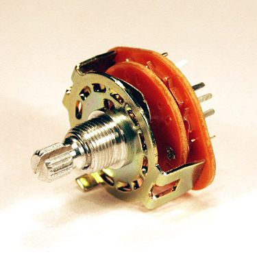 Przełącznik obrotowy RBS-1 2P6W-15TP