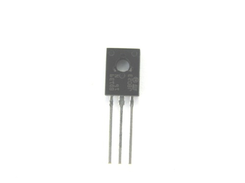 7d5ecd993182ce8b73f6b5208386a781.jpg Tranzystor BC557B