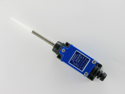 7eb028e56caf9fb5190cf0d7b2ecad3b.jpg Wyłącznik krańcowy AH8166