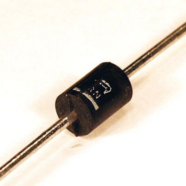 Dioda zabezpieczająca 1.5KE30A