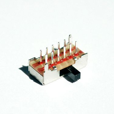 DCF 1.0 Przełącznik suwakowy SK42D02G4