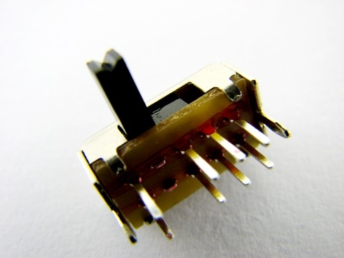 d9cf5788dcd0be3ca90e3600cb35e073.jpg Przełącznik suwakowy SK23D07VG5