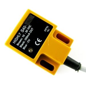 dac630c7b2945e23e6a1f60bdabcfee7.jpg Czujnik zbliżeniowy - indukcyjny S40-20P-1