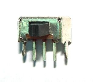 ef0ad70e7c7187b13592994516baf369.jpg Przełącznik suwakowy SGC-12L/5.6/